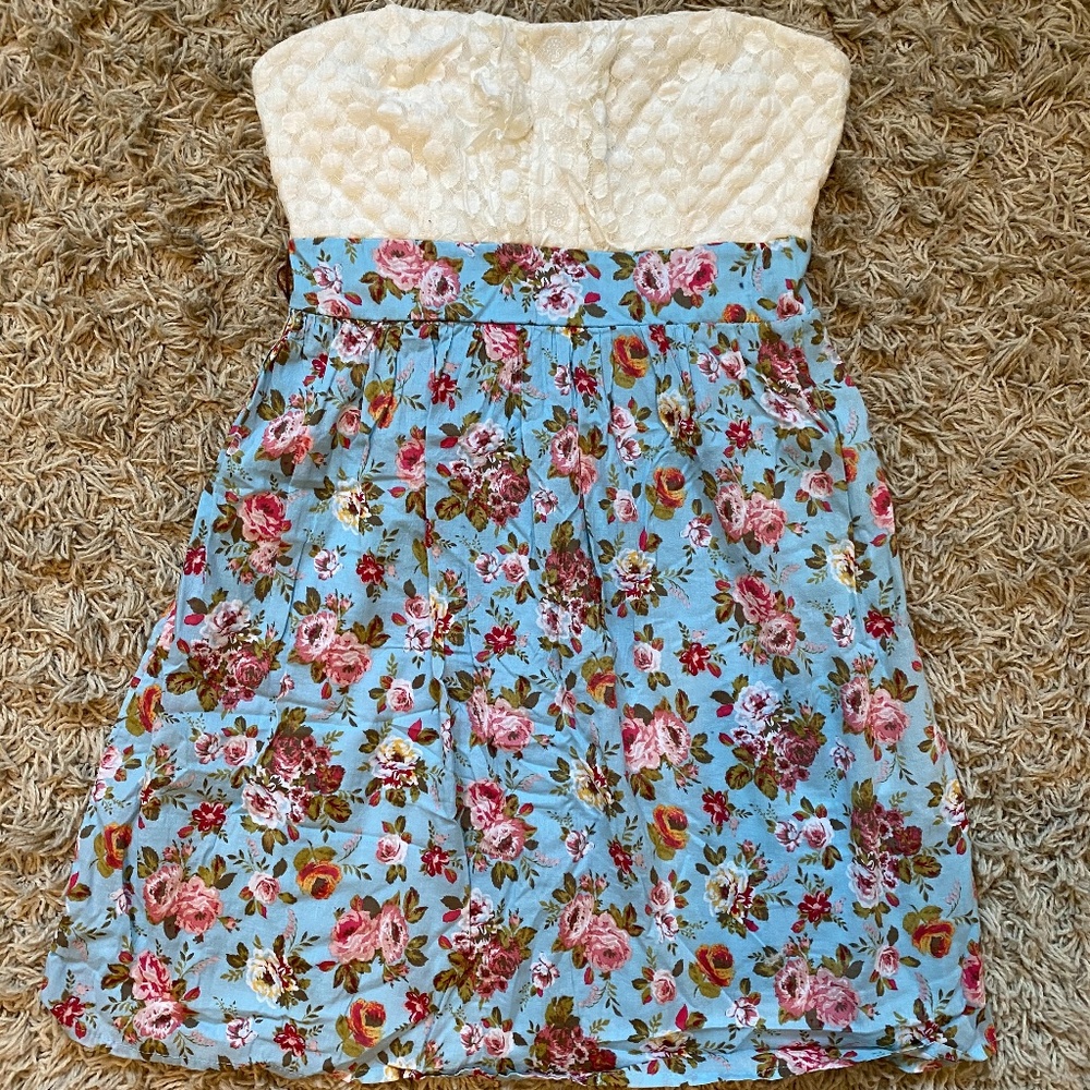 Strapless summer dress